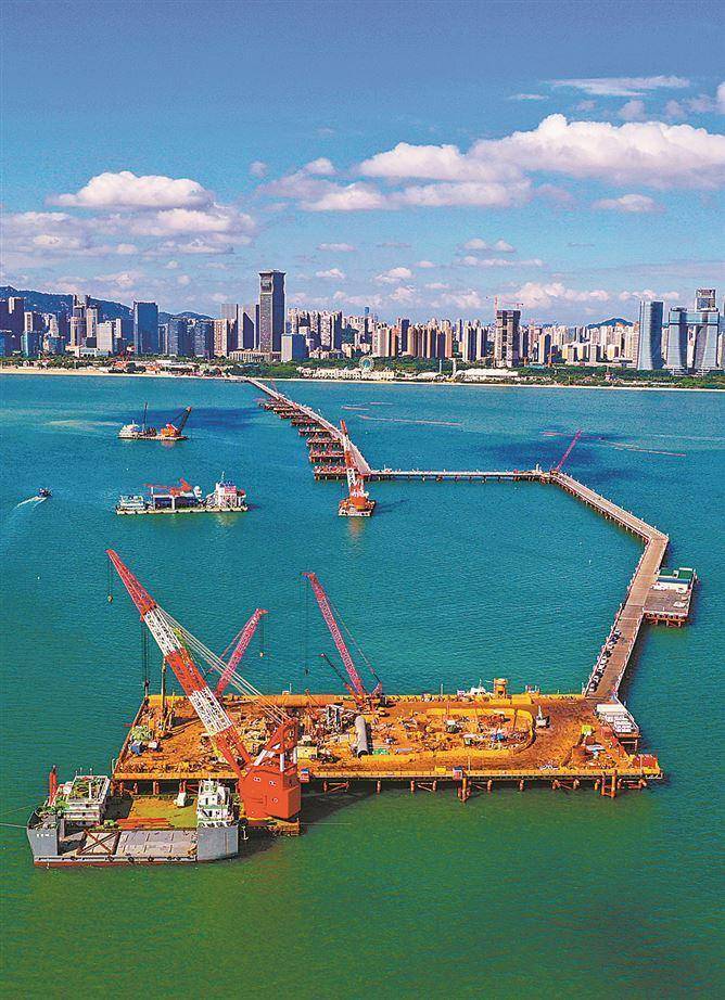 海中作业平台搭建过半