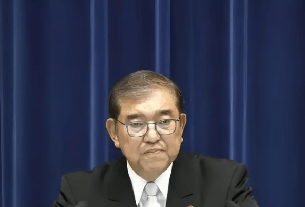 冯德莱恩访华后，捷克总统突然现身日本，叫嚣台湾有事，欧洲也躲不过