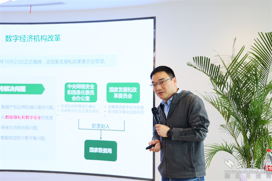 区块链日报(区块链日报报道的Genesis SpaceX)